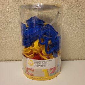 NIB Wilton Letters and Numbers Cutter Set